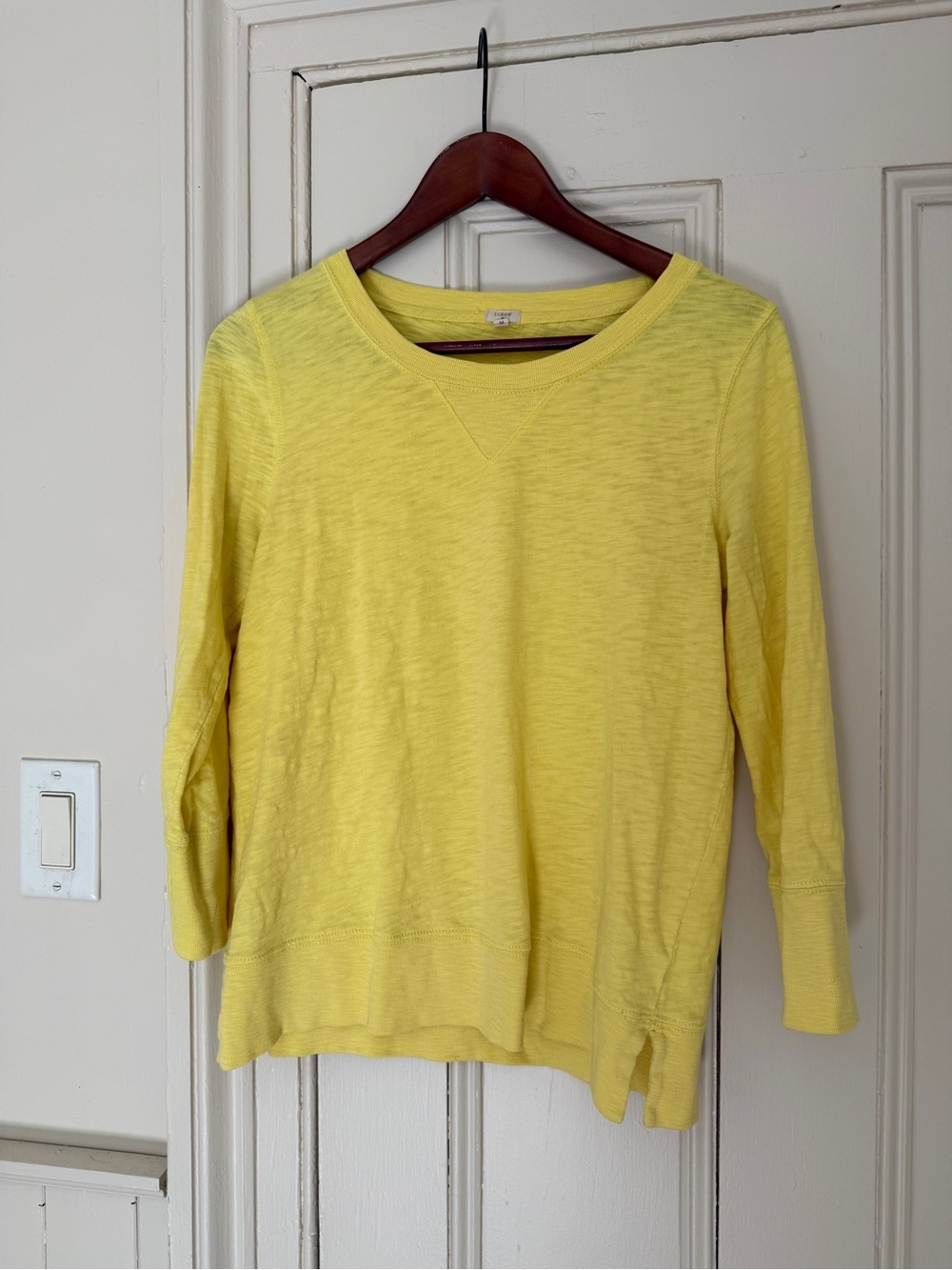 J. Crew Women’s Yellow Slub Cotton Crewneck Tee. Sz M. SUMMER ESSENTIAL!